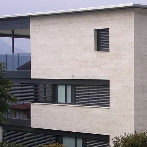 stoneface ventilated mit Naturstein Travertin Roma Classico