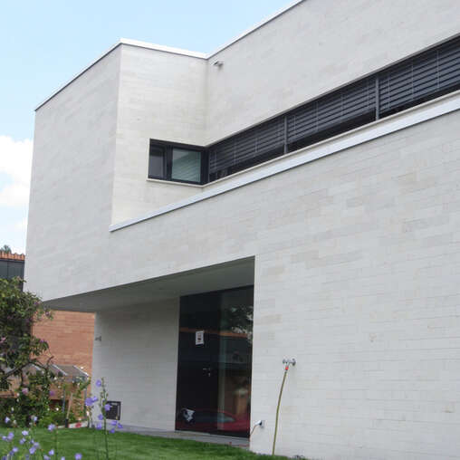 Stoneface Naturstein Dietfurter sandgestrahlt